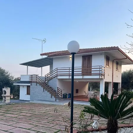 Hippodrom-independent With Pool Holiday home