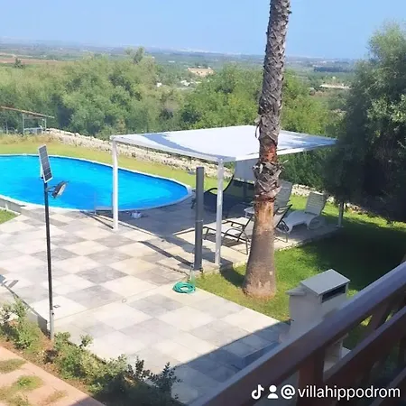 Hippodrom-independent With Pool סירקוזה