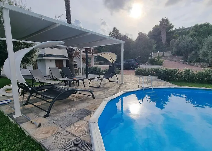 Hippodrom-independent With Pool * Siraküza