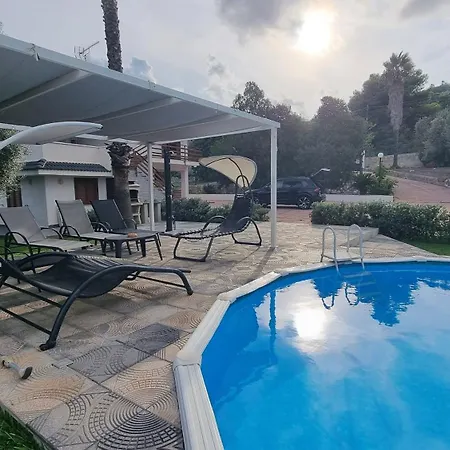 Hippodrom-independent With Pool * Syracuse